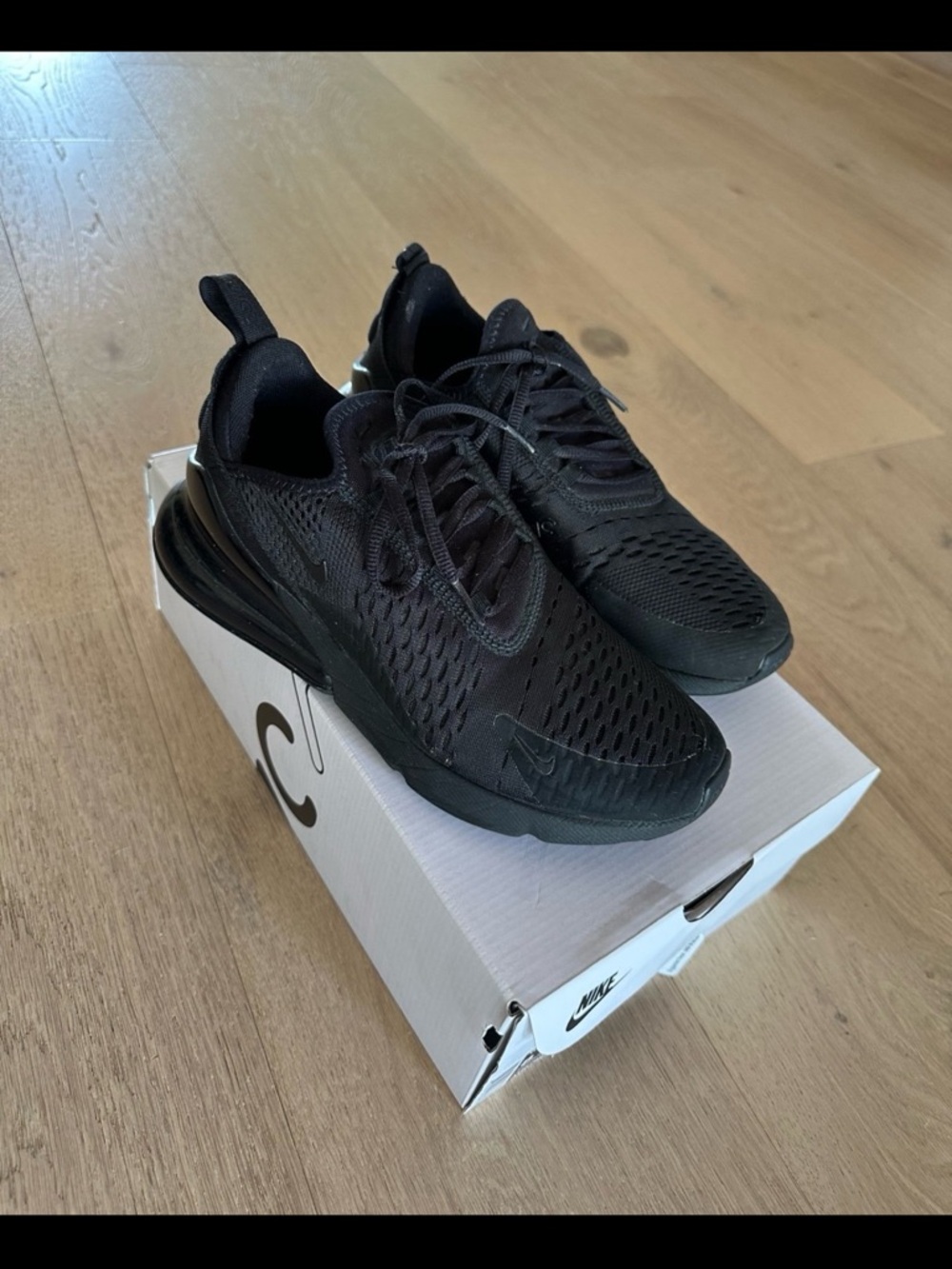 Nike Women’s Black Nike Air Max 270 Sneakers
